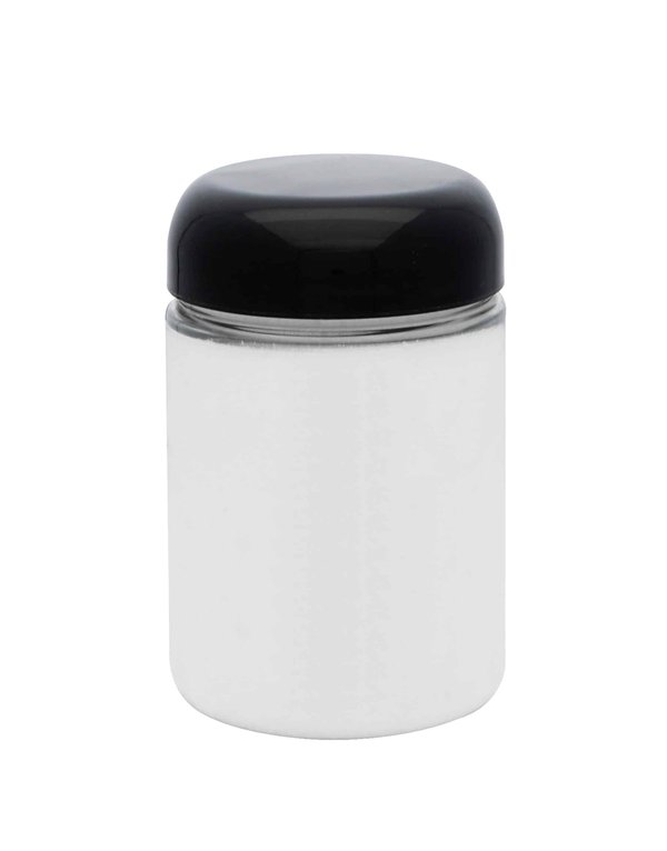 Comment réduire l'empreinte carbone d'une piscine en utilisant des systèmes solaires ?